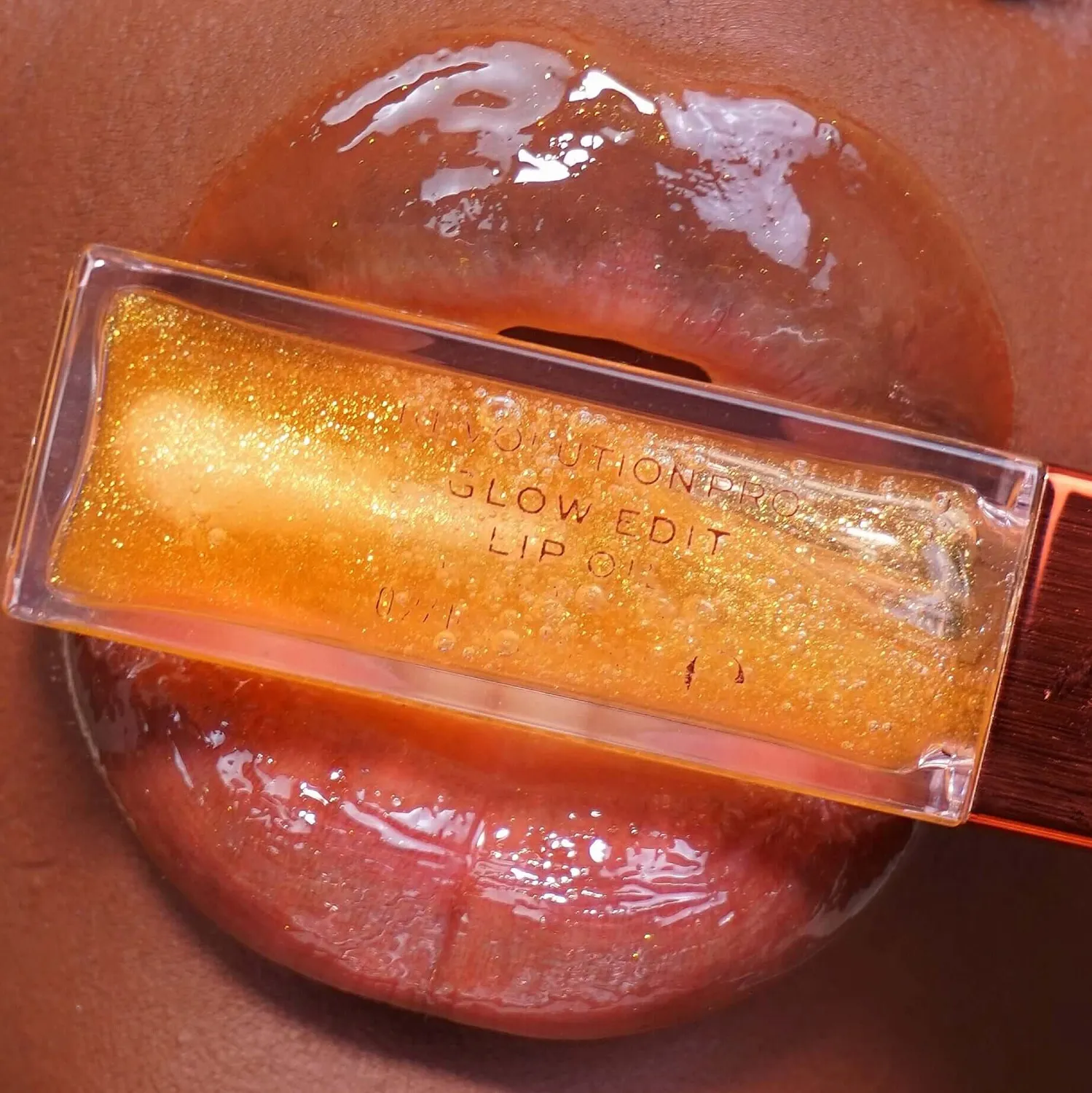 Revolution Pro Glow Edit Shimmer huile lèvres Forever Orange