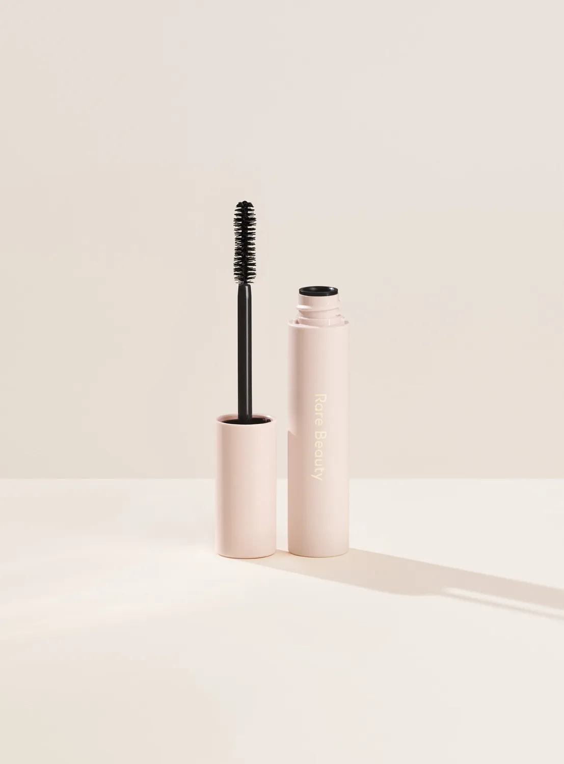 Rare Beauty duo mascara Perfect Strokes et gel sourcils