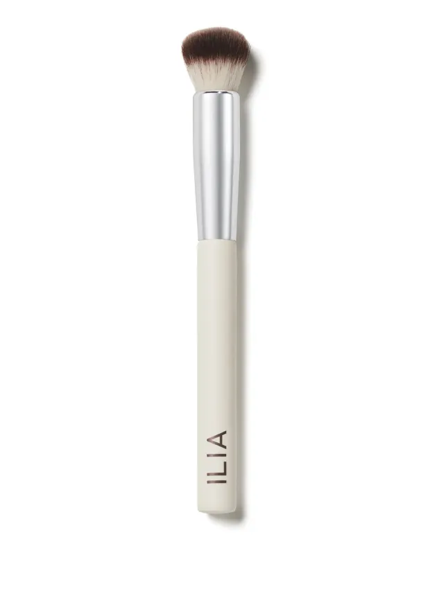 Ilia Complexion Brush pinceau teint fibres douces