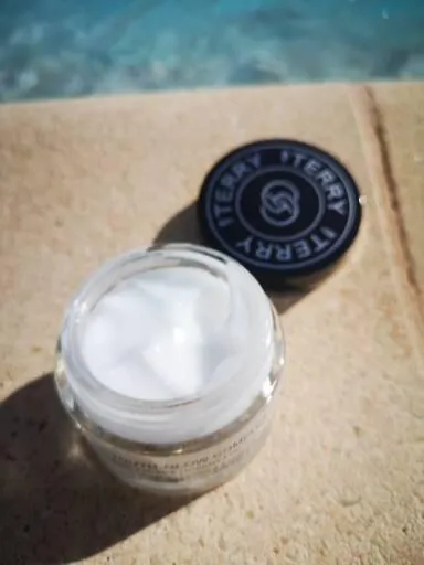 By Terry Hyaluronic Global crème visage 8 acides hyaluroniques