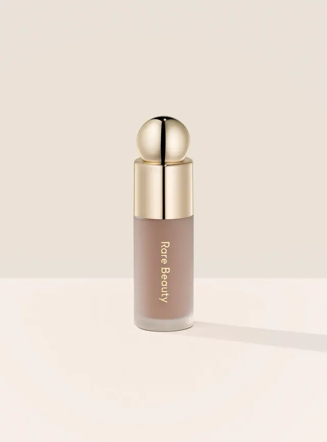 Rare Beauty Soft Pinch contour liquide fini naturel