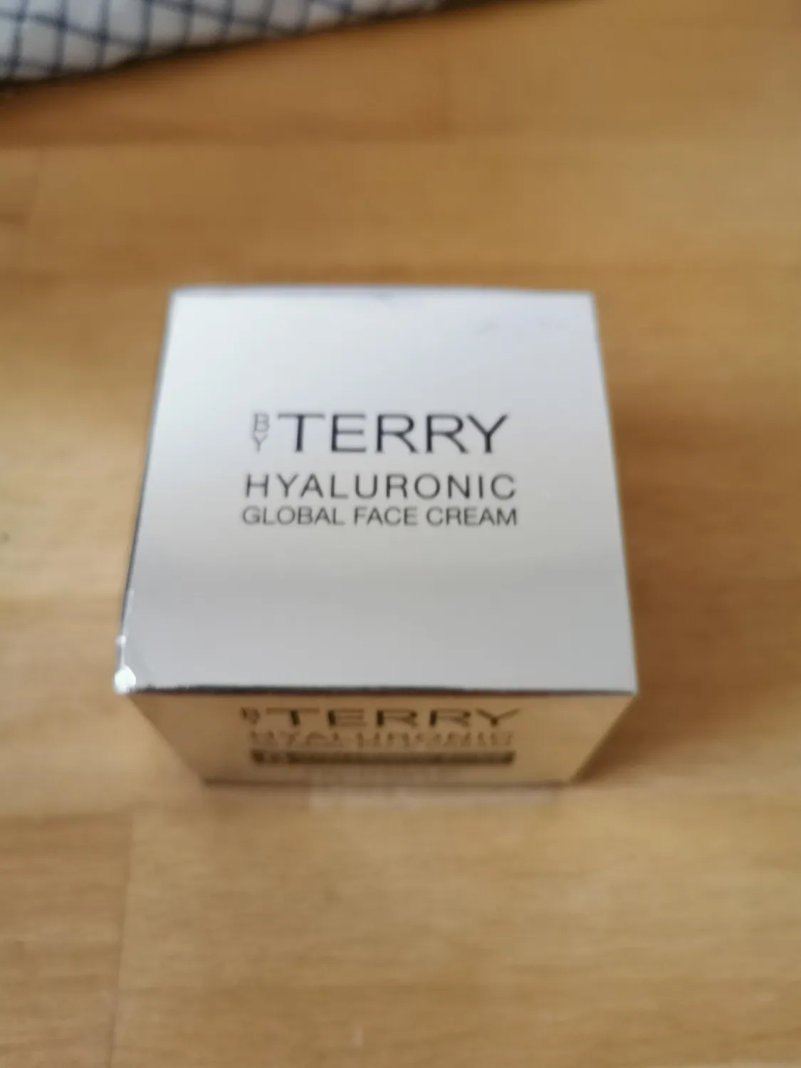 By Terry Hyaluronic Global crème visage 8 acides hyaluroniques