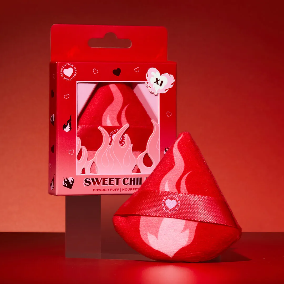 I Heart Revolution Sweet Chilli houppette poudre précise