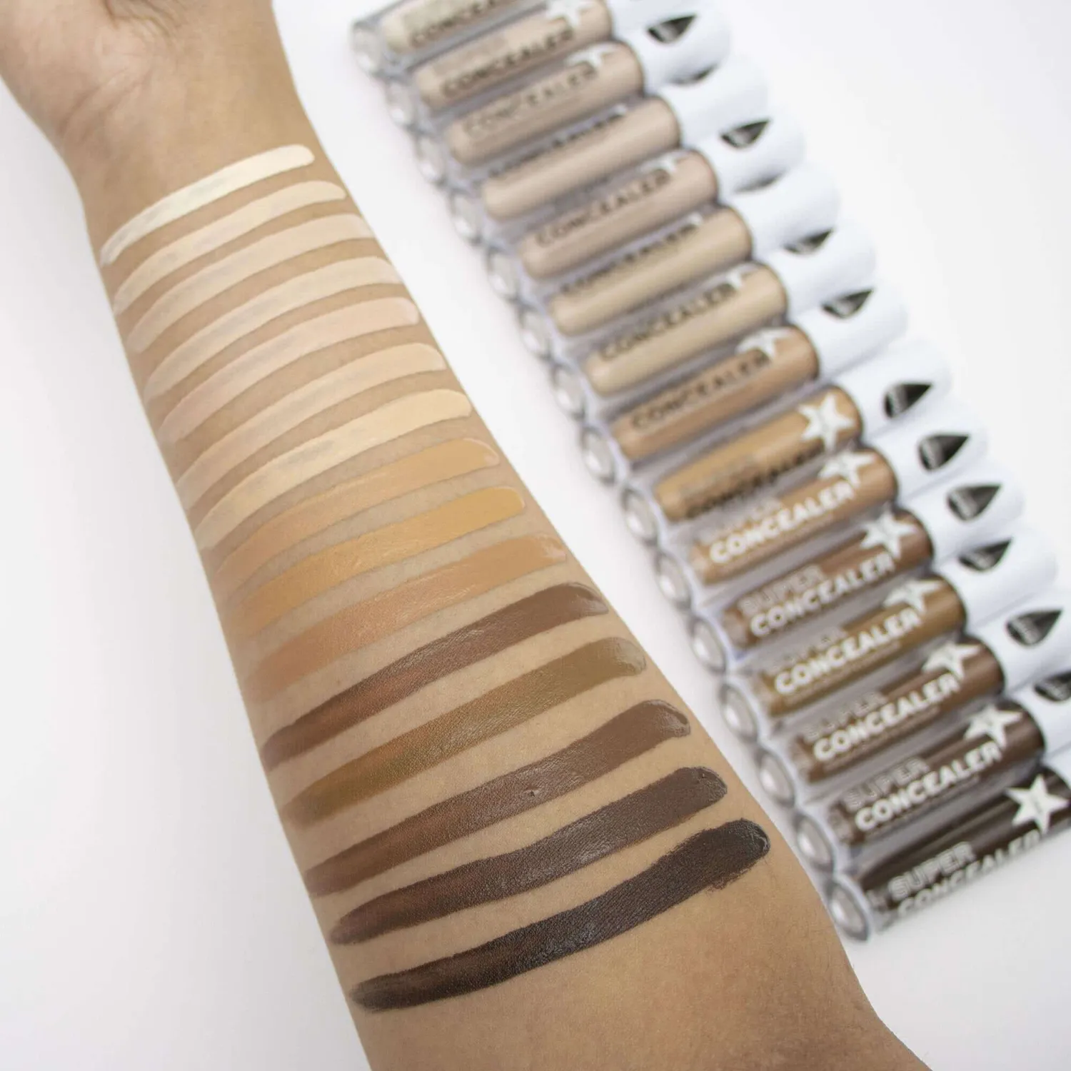 Relove Super Concealer anti-cernes C1 couvrance naturelle