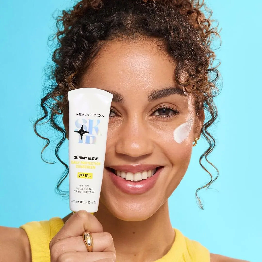 Revolution Skin Sunray Glow solaire SPF50+ vitamine C