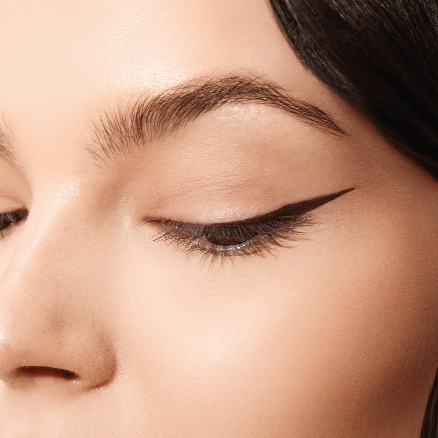 Mesauda Ink Liner eyeliner marron Brownie longue tenue