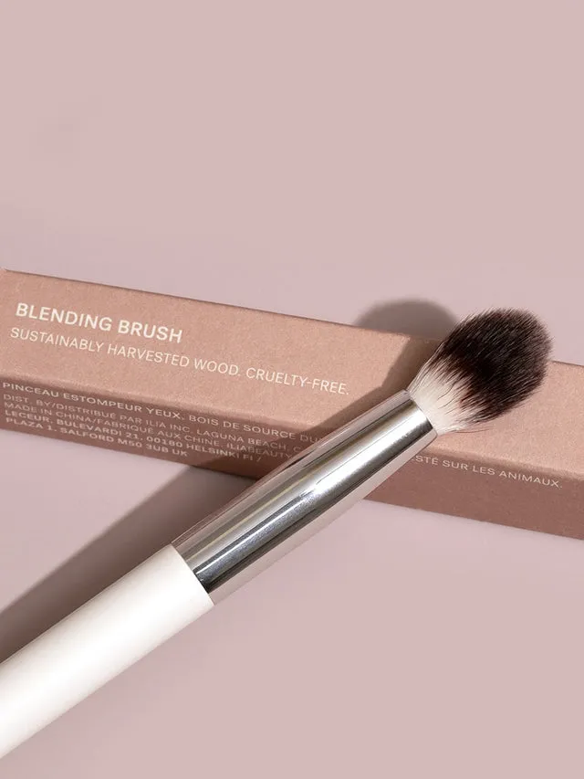 Ilia Blending Brush pinceau estompeur yeux vegan