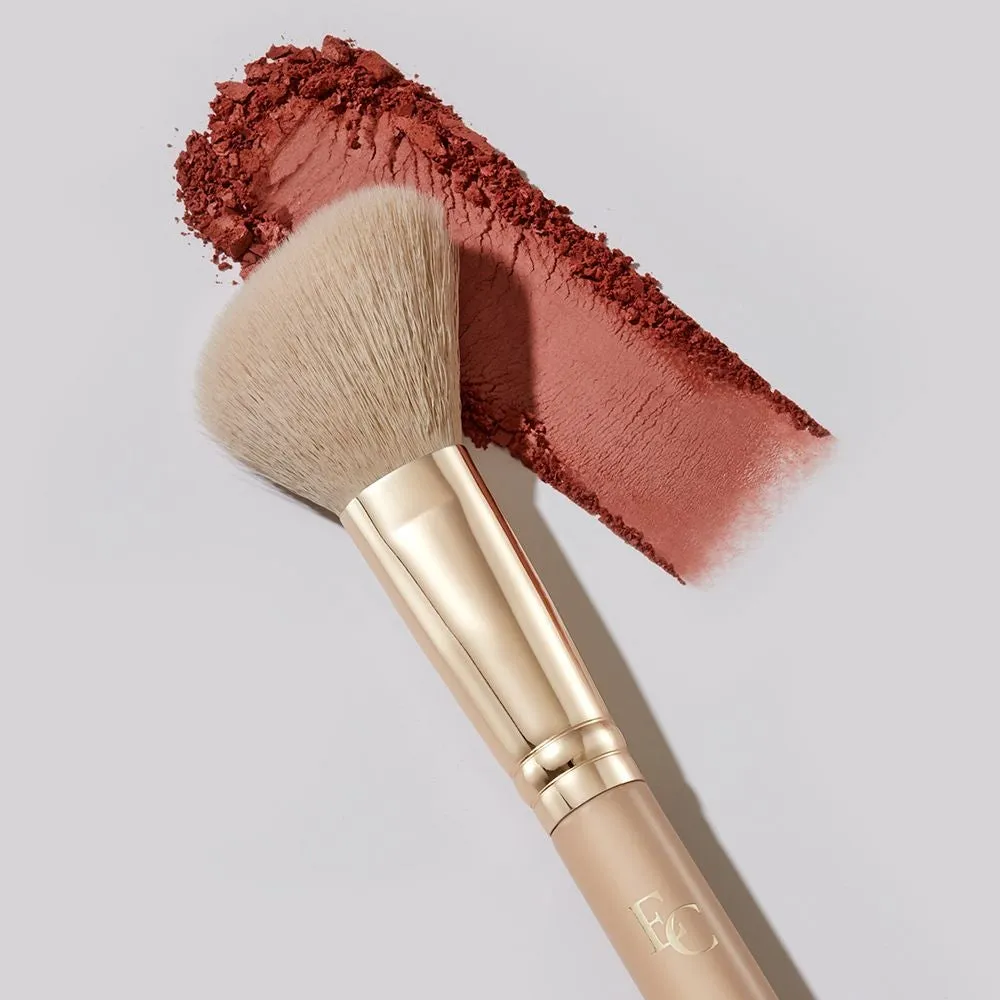Eveline pinceau blush et highlighter F02 vegan