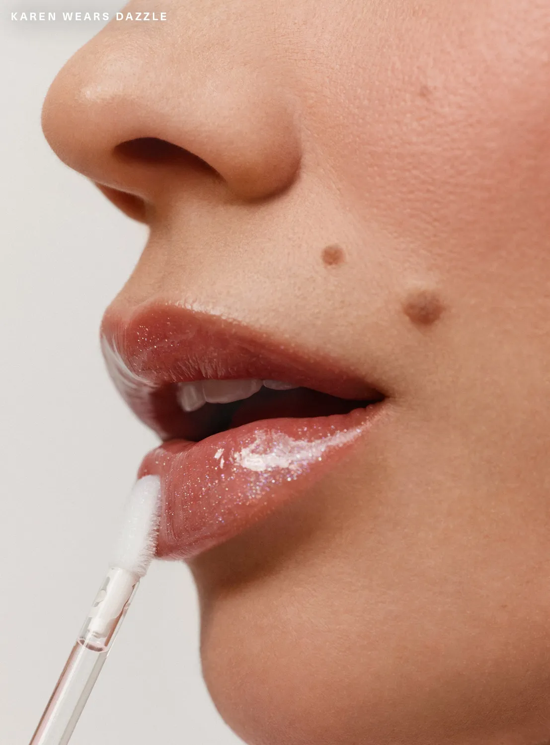 Rare Beauty Positive Light Luminizing Lip Gloss gloss hydratant