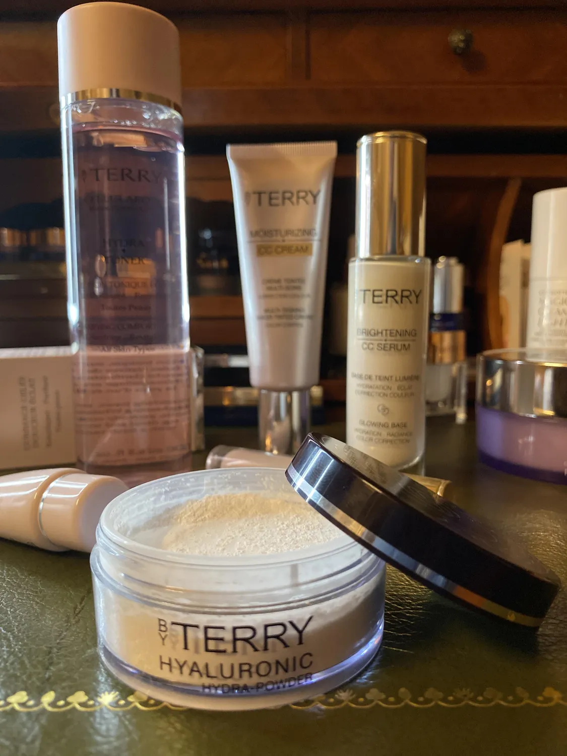 By Terry Hyaluronic Hydra-Powder poudre libre matifiante