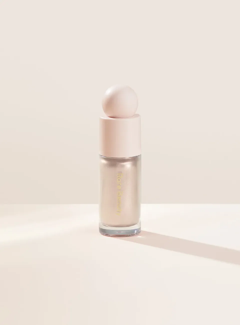 Rare Beauty Positive Light enlumineur liquide éclat