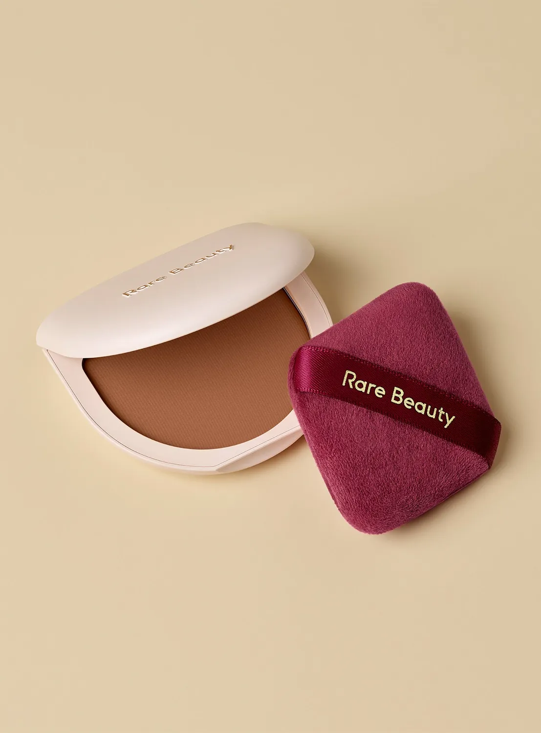 Rare Beauty Soft Touch Powder Puff houppette velours