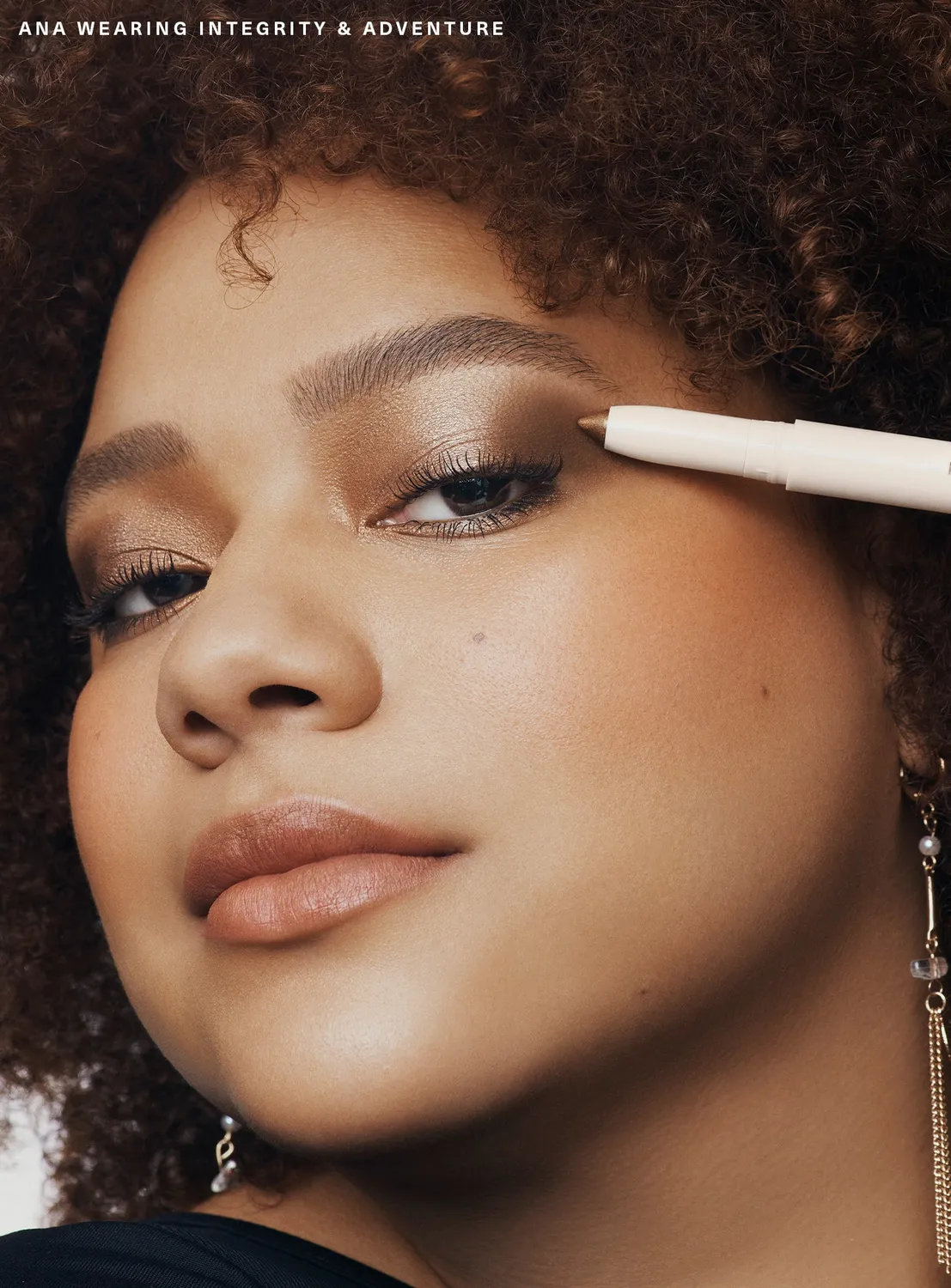 Rare Beauty All of the Above stick fard crémeux taille-crayon