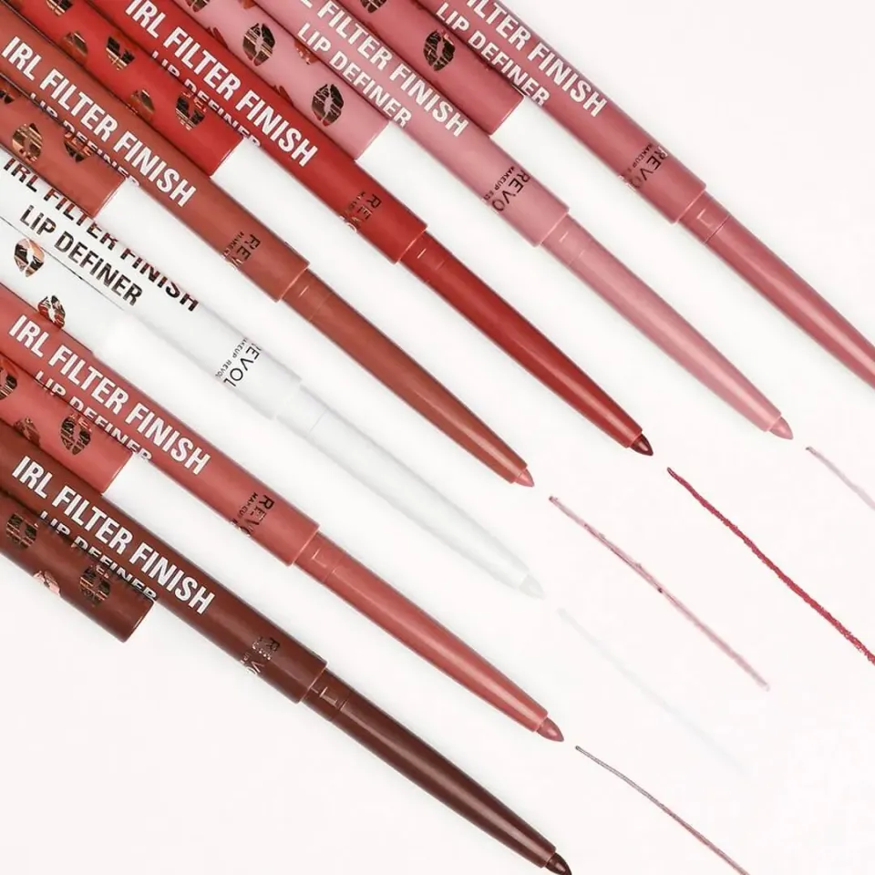 Revolution IRL Filter Finish crayon lèvres nude crémeux