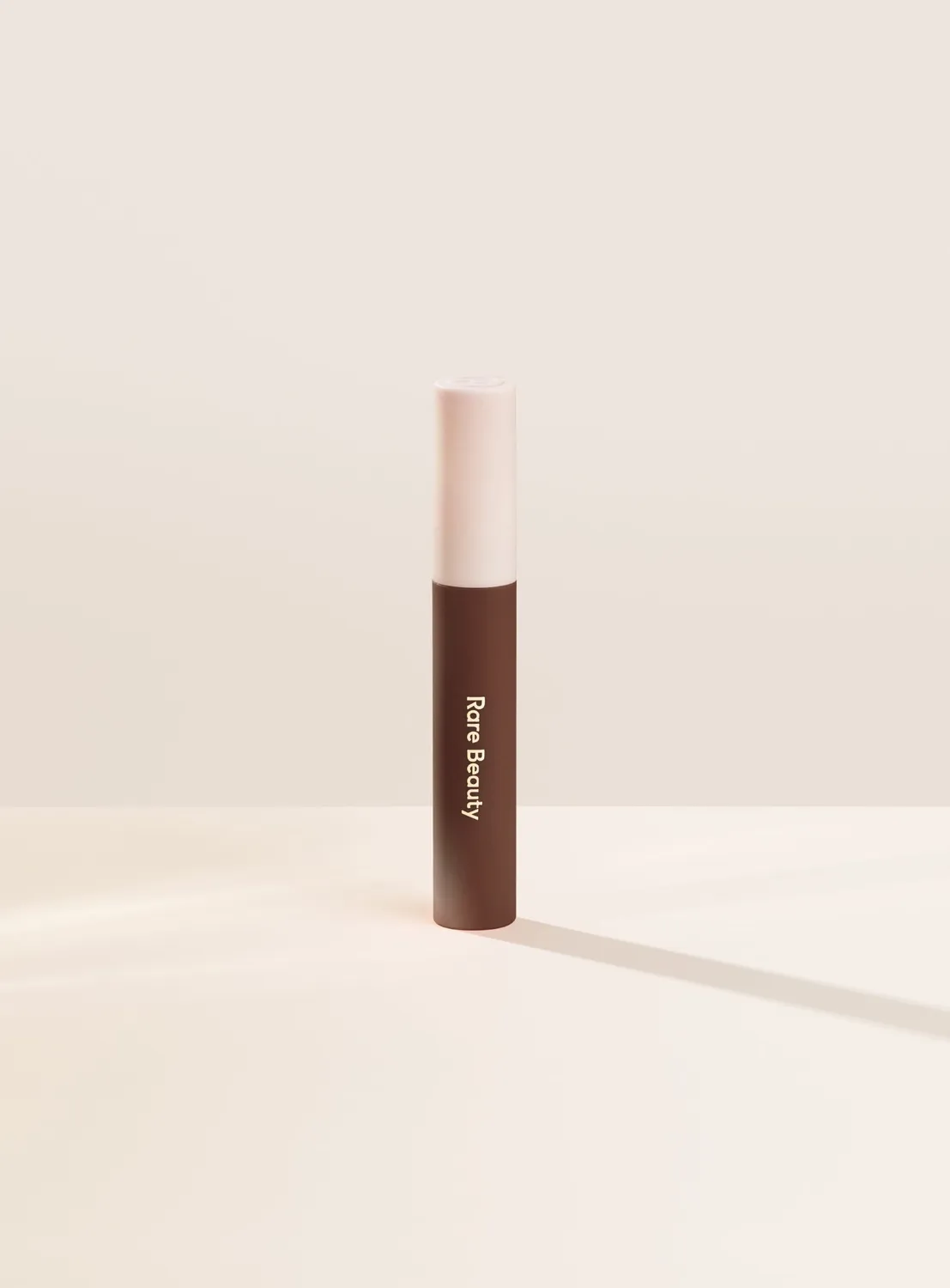 Rare Beauty Lip Soufflé crème à lèvres mate aérienne