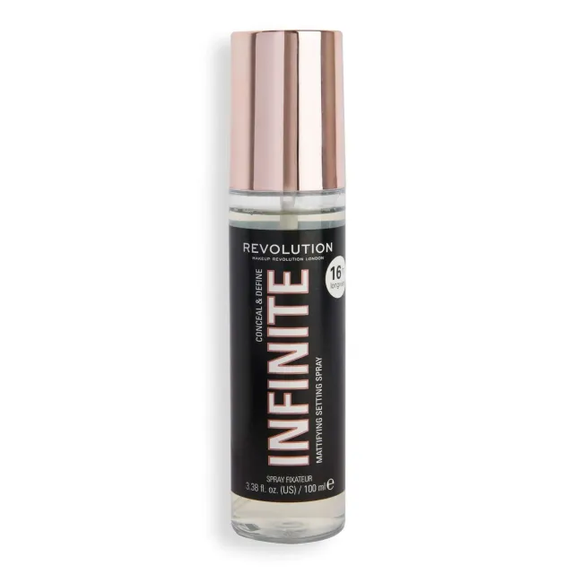 Revolution Conceal & Define Infinite spray fixateur mat