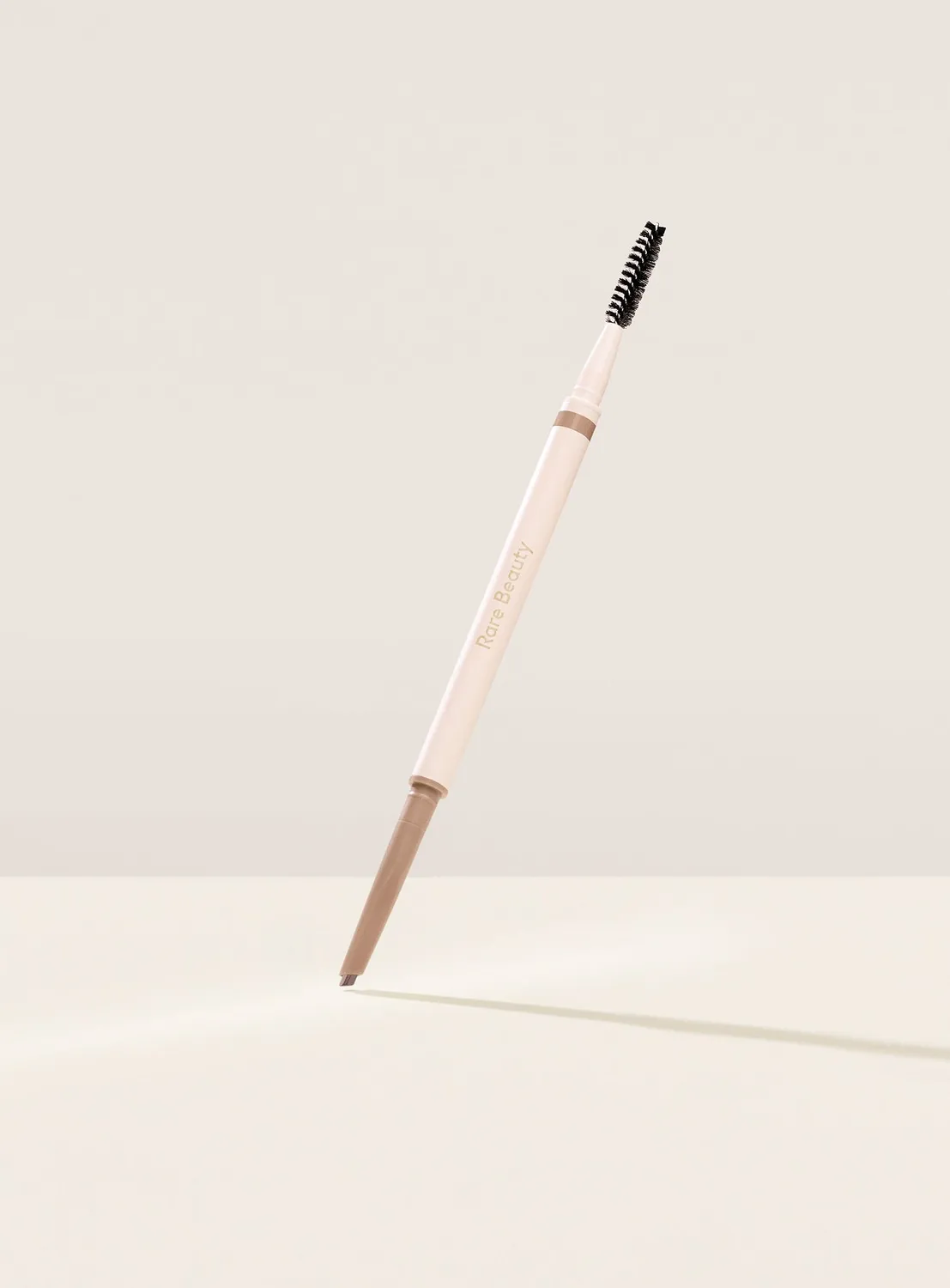 Rare Beauty Brow Harmony crayon sourcils précision