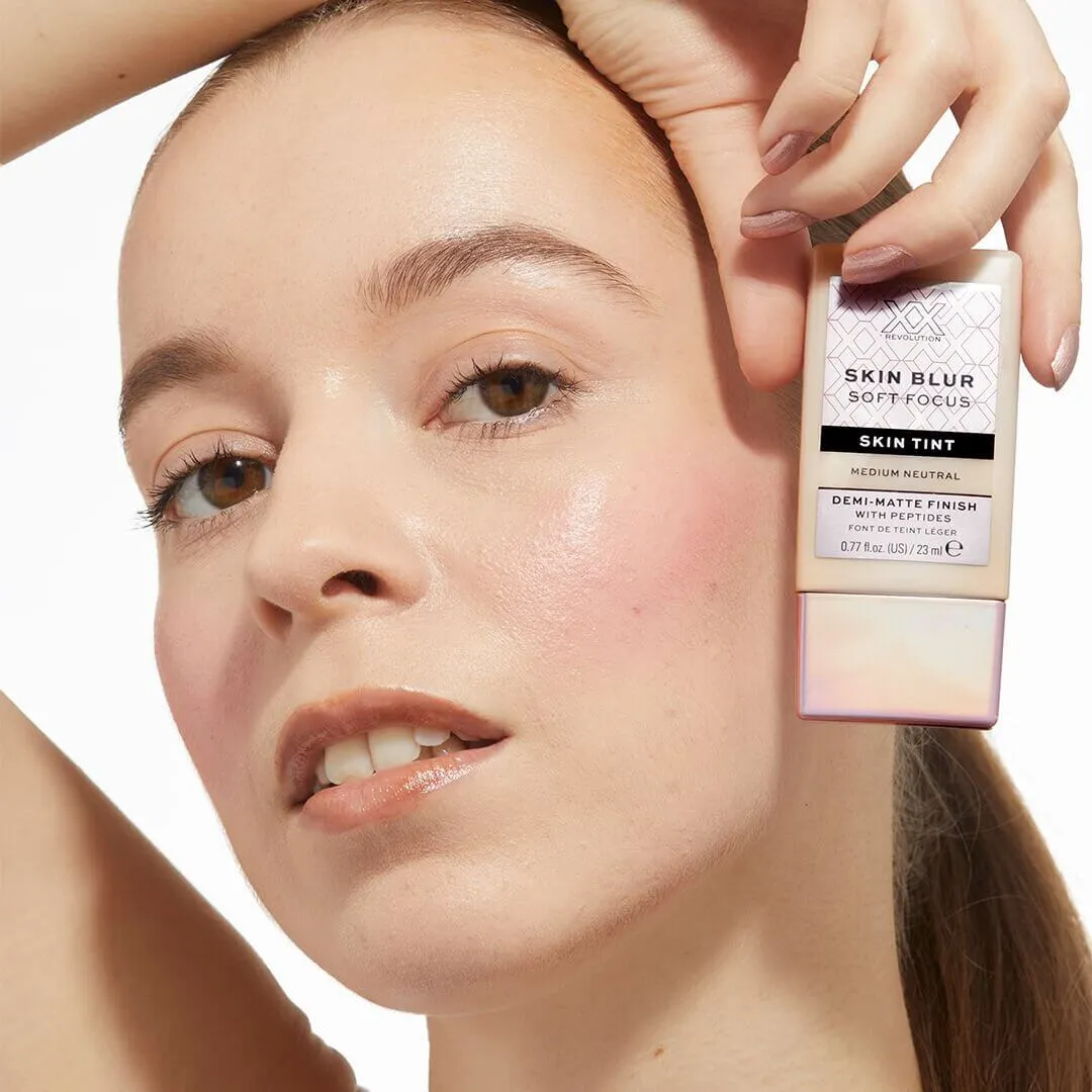 XX Revolution Skin Blur skin tint Beige fini naturel