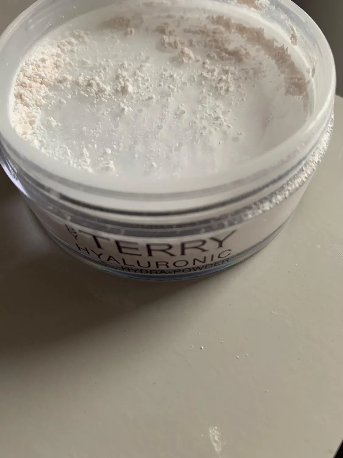 By Terry Hyaluronic Hydra-Powder poudre libre matifiante