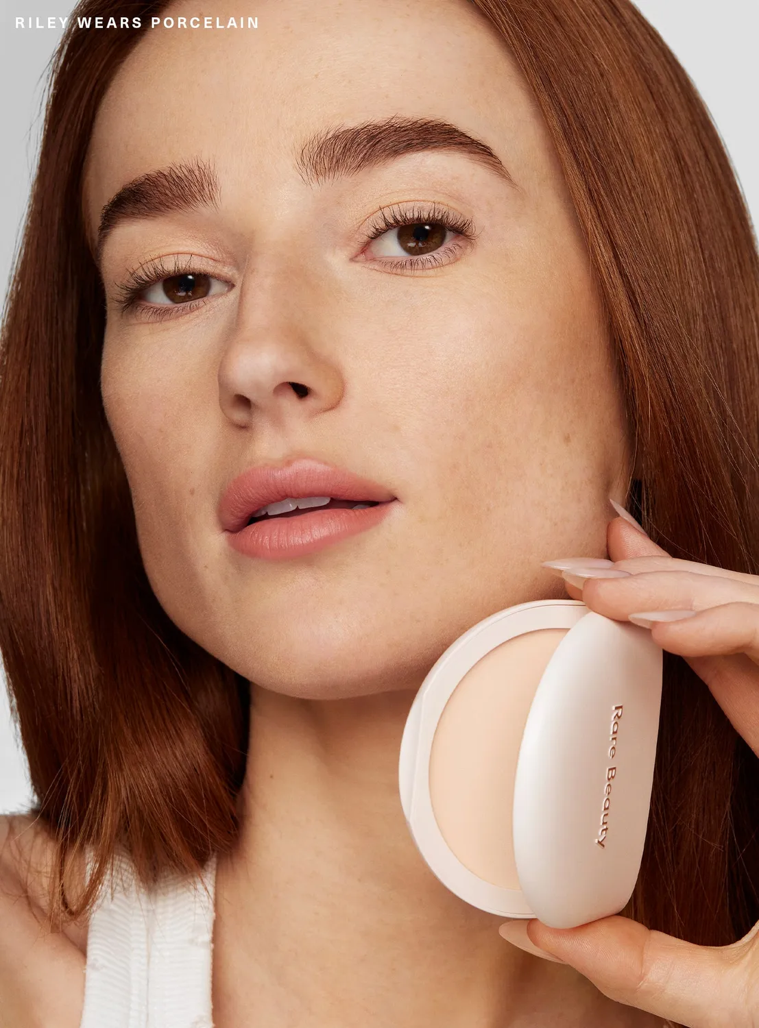 Rare Beauty True to Myself Tinted Pressed poudre matifiante naturelle