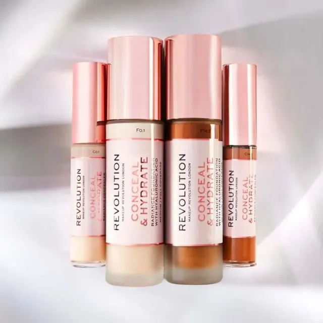 Revolution Conceal & Hydrate fond de teint F15 hydratant léger