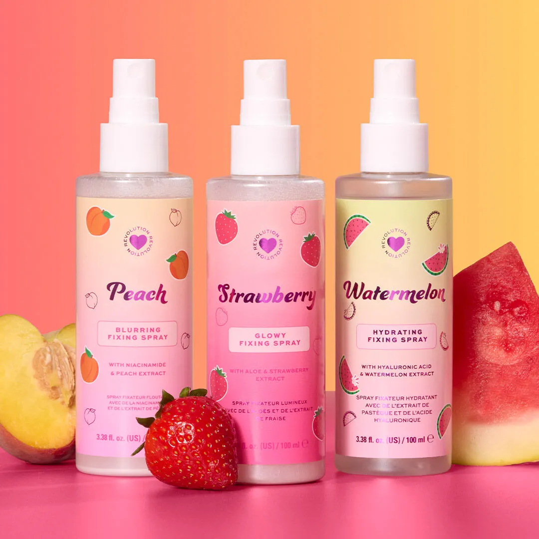 I Heart Revolution Strawberry Glow spray fixateur fraise