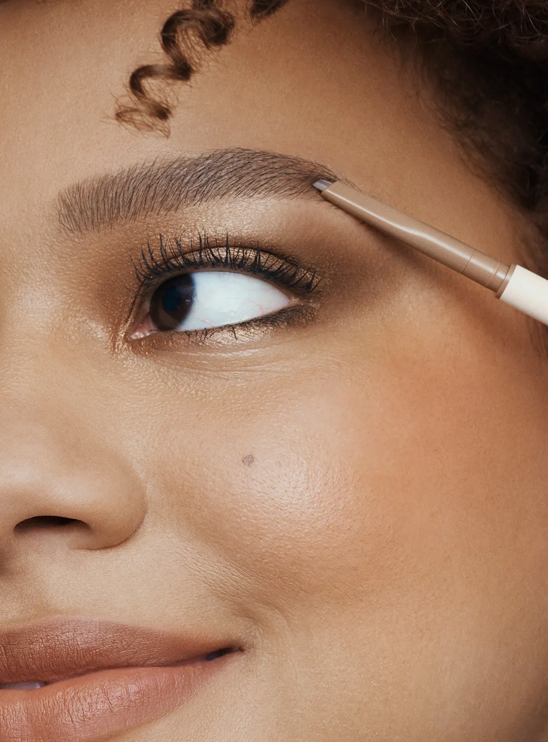 Rare Beauty Brow Harmony Brow Gel & Pencil Duo sourcils