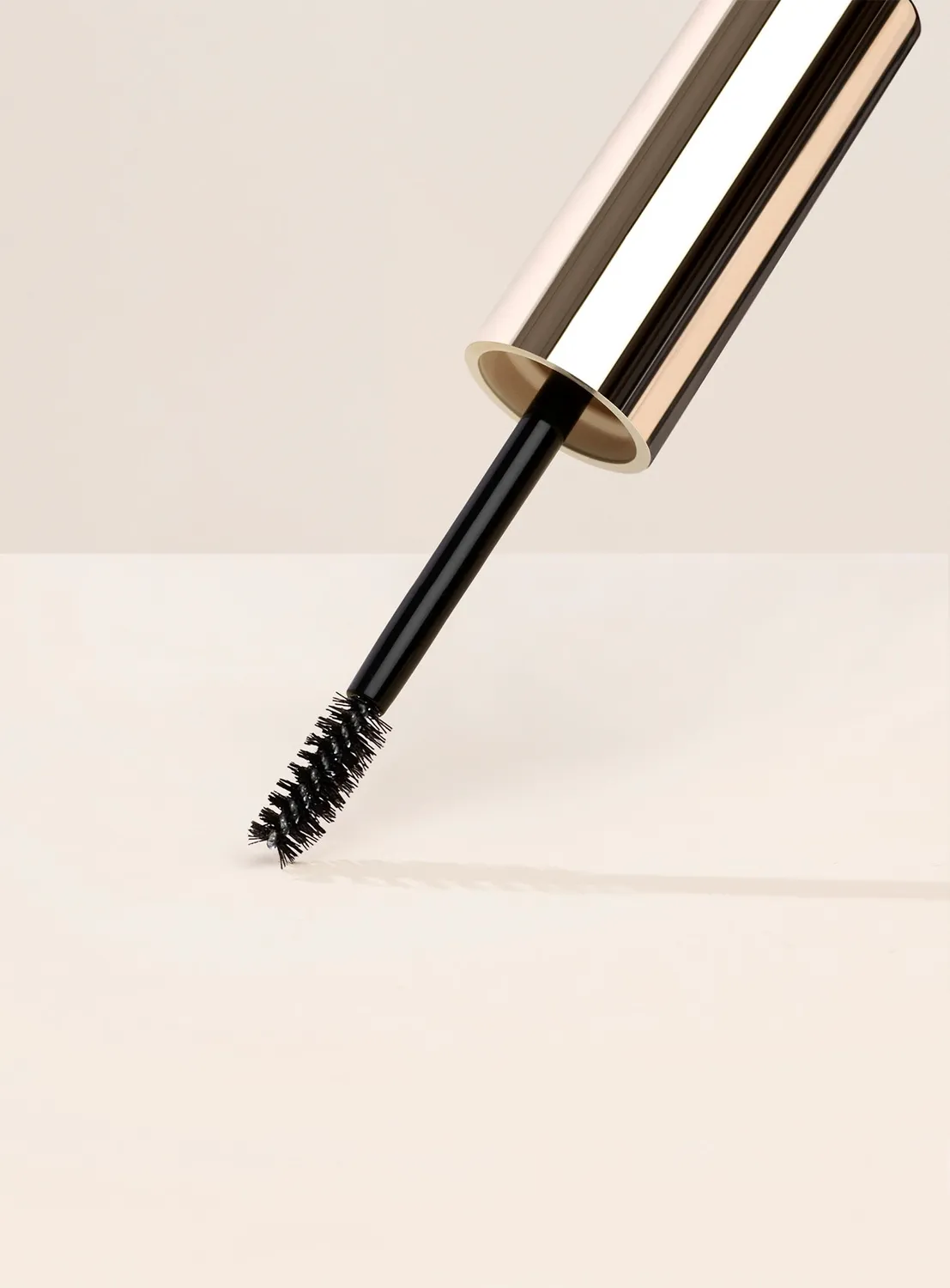Rare Beauty Liquid Blush Brow Gel duo teint sourcils full-size