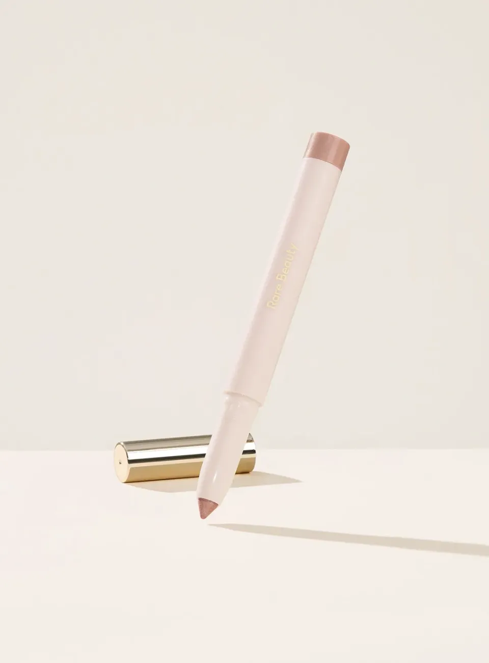 Rare Beauty All of the Above stick fard crémeux taille-crayon