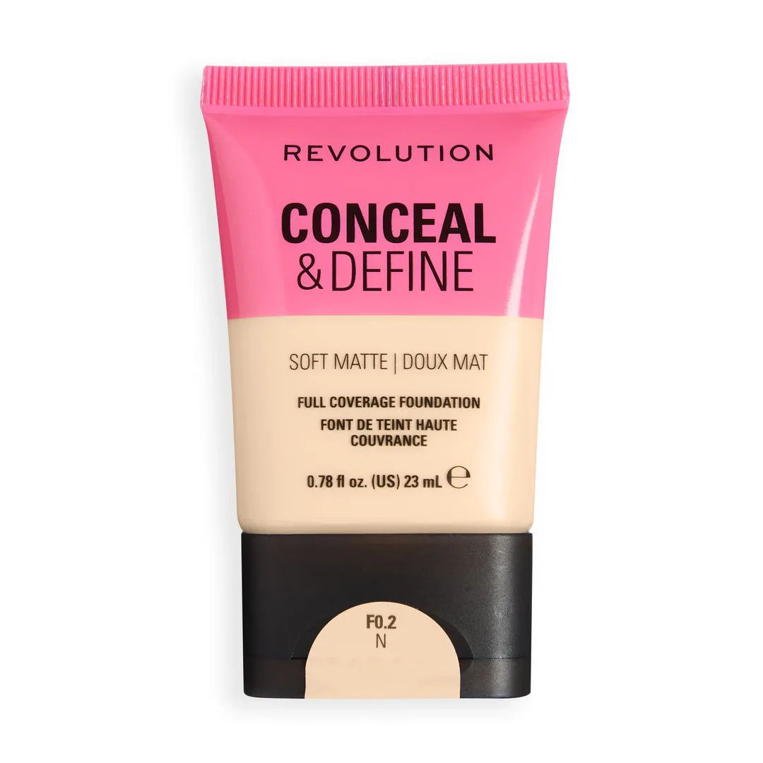 Revolution Conceal & Define Soft Matte fond de teint couvrance mat