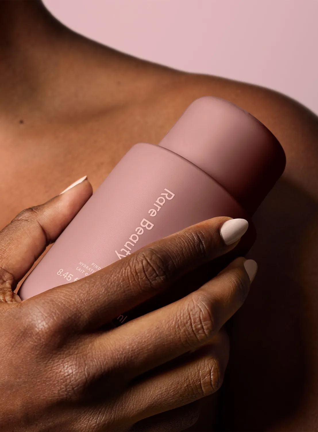 Rare Beauty Find Comfort lait corps hydratant 24h non gras