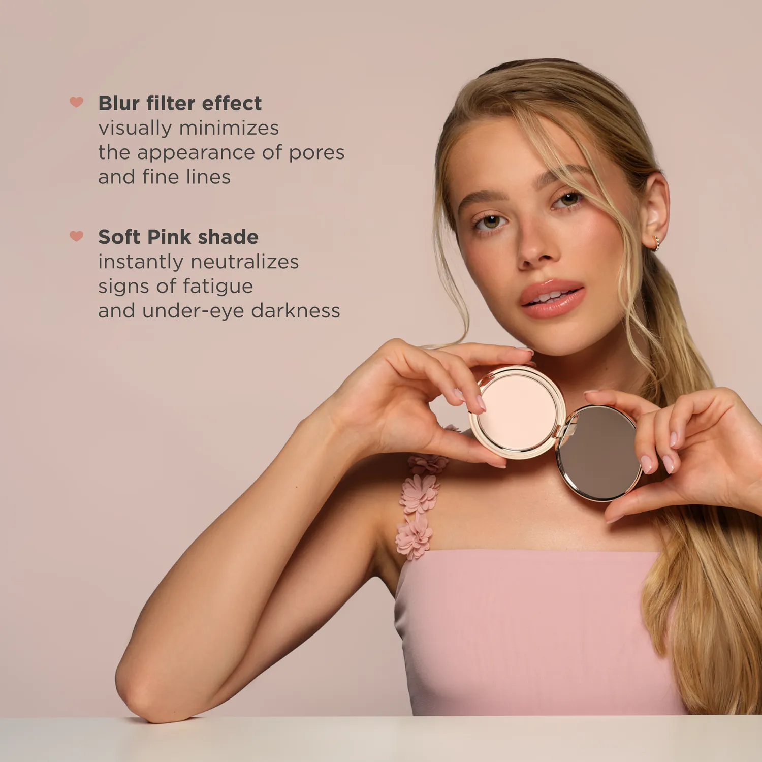 Eveline Blurr Me poudre pressée visage rosée matifiante