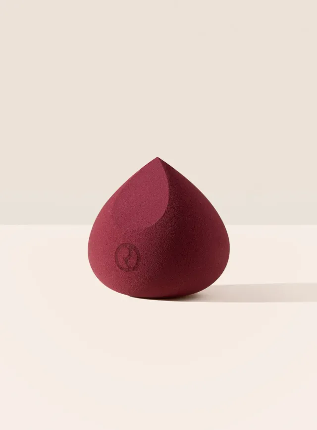 Rare Beauty Soft Touch Makeup Blending Sponge éponge teint