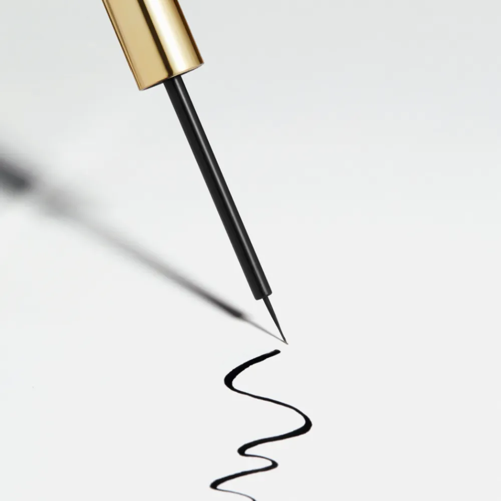 Eveline Cosmetics Precise Slim eyeliner waterproof noir intense