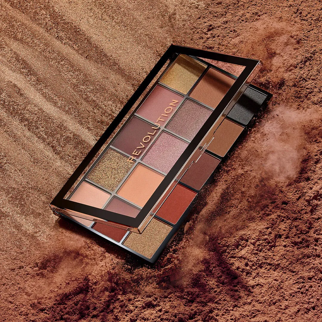Revolution Reloaded Velvet Rose palette fards à paupières nudes chauds