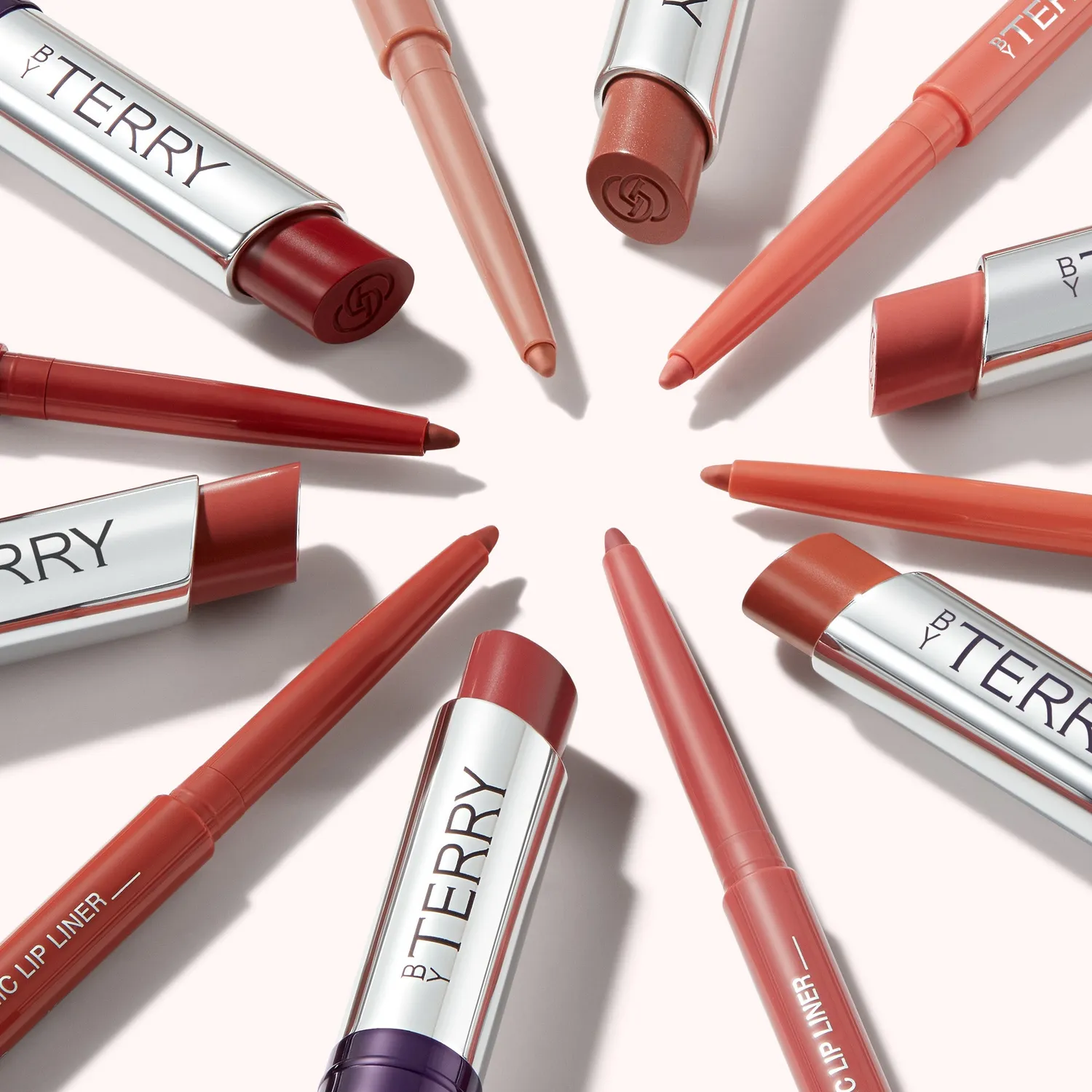 By Terry Hyaluronic crayon lèvres 6 teintes satiné longue tenue