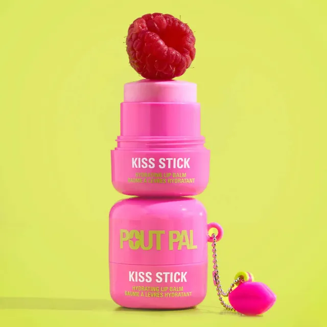 Revolution Skin Pout Pal Kiss Stick baume à lèvres hydratant