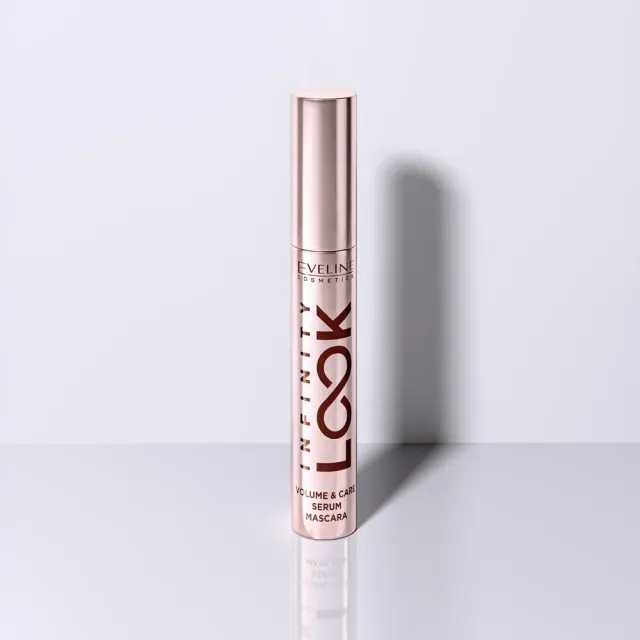 Eveline Infinity Look mascara-sérum volume noir soin