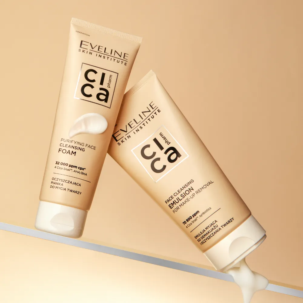 Eveline Skin Institute Cica Pharm mousse nettoyante visage purifiante