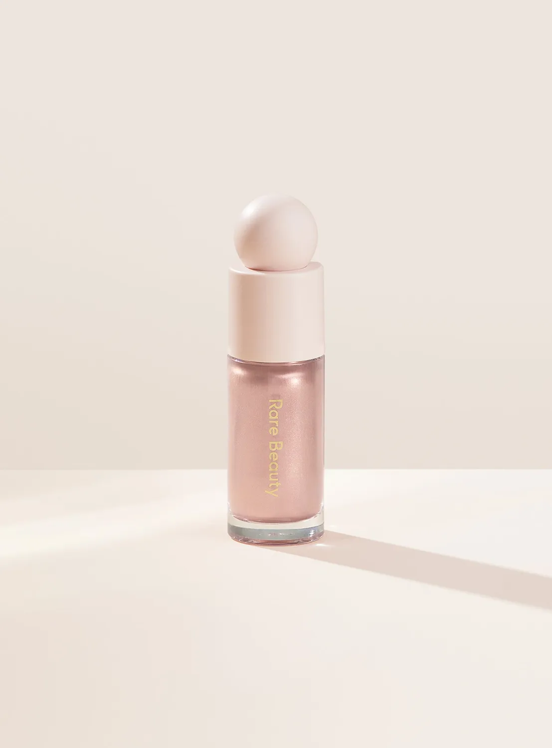 Rare Beauty Positive Light enlumineur liquide éclat