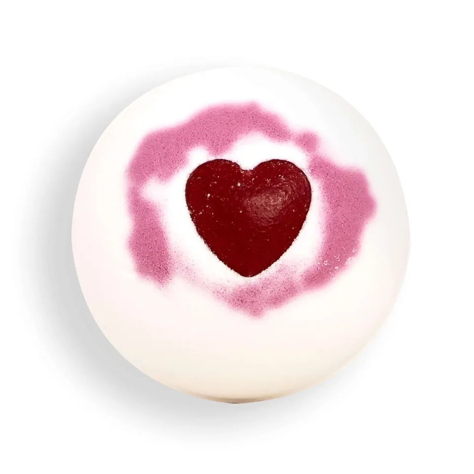 I Heart Revolution Love Crush bombe de bain cerise cœur