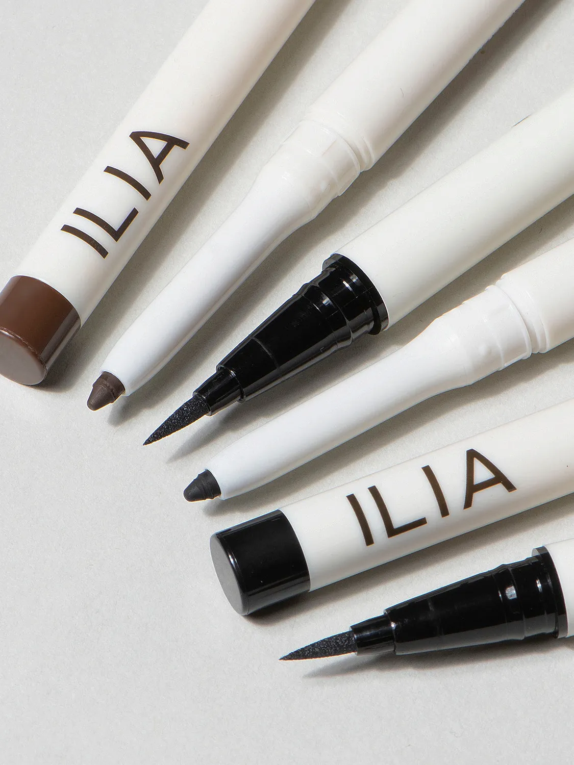 Ilia Clean Line Liquid Liner eyeliner Midnight Express 0,55 ml