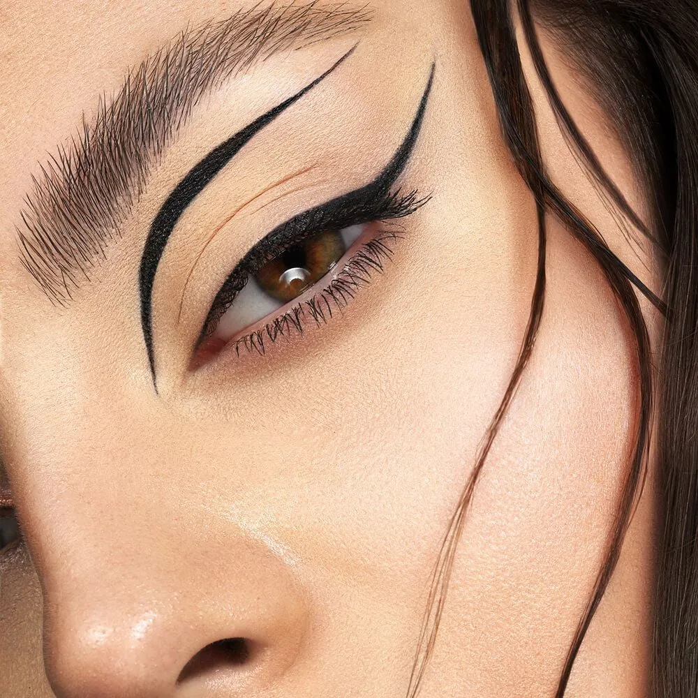 Eveline Precise Brush Liner eyeliner noir mat