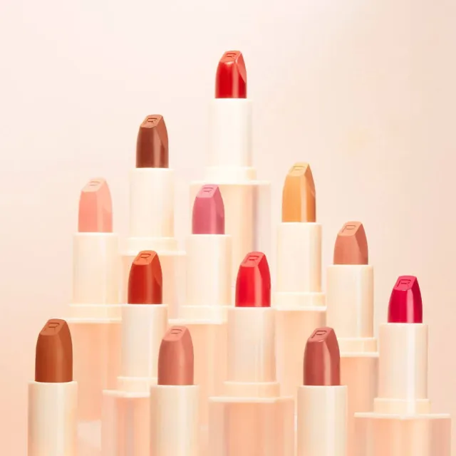 Revolution Lip Allure rouge à lèvres Wifey satin crémeux